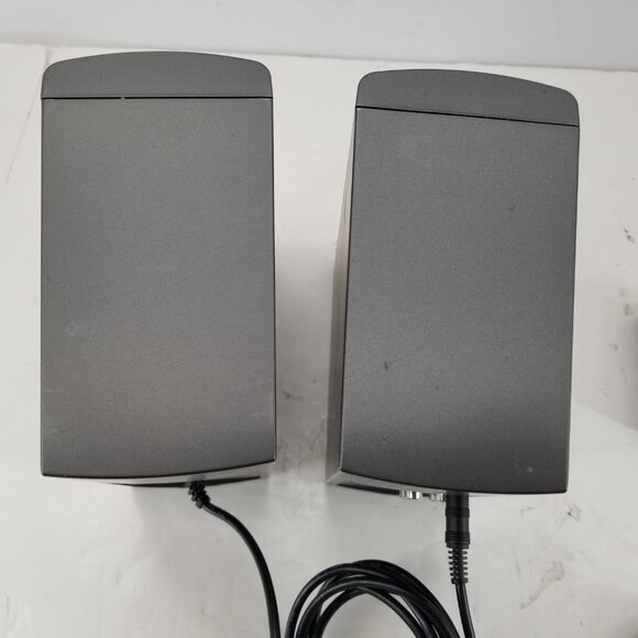 Bose Companion 2 Series II Multimedia Computer Desktop Speaker System - Picture 6 of 10